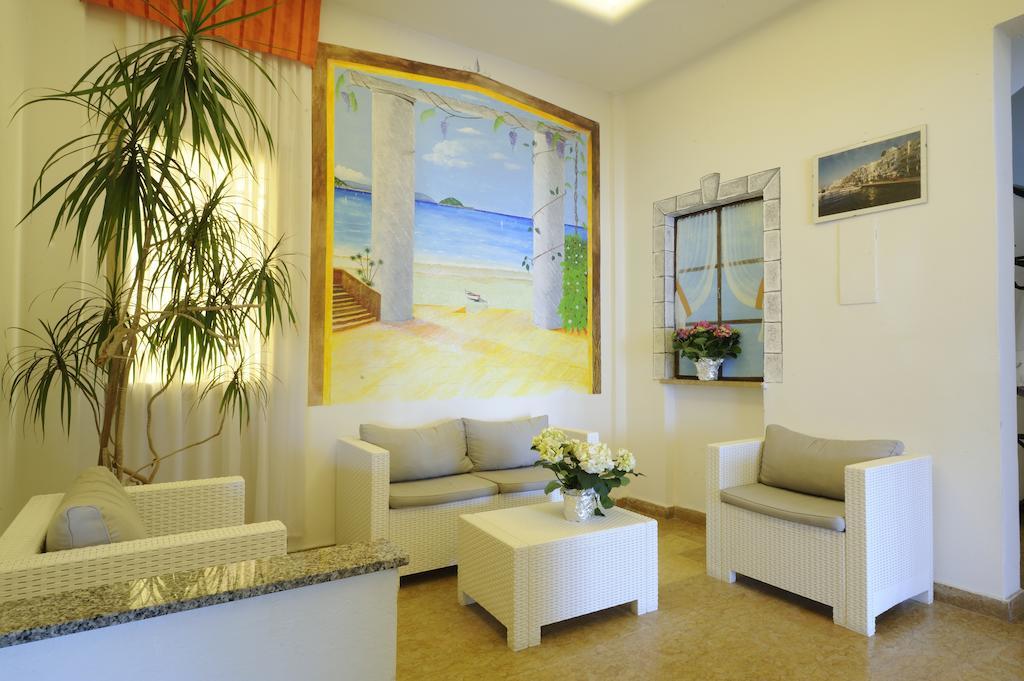 Hotel Delfino Laigueglia Kültér fotó