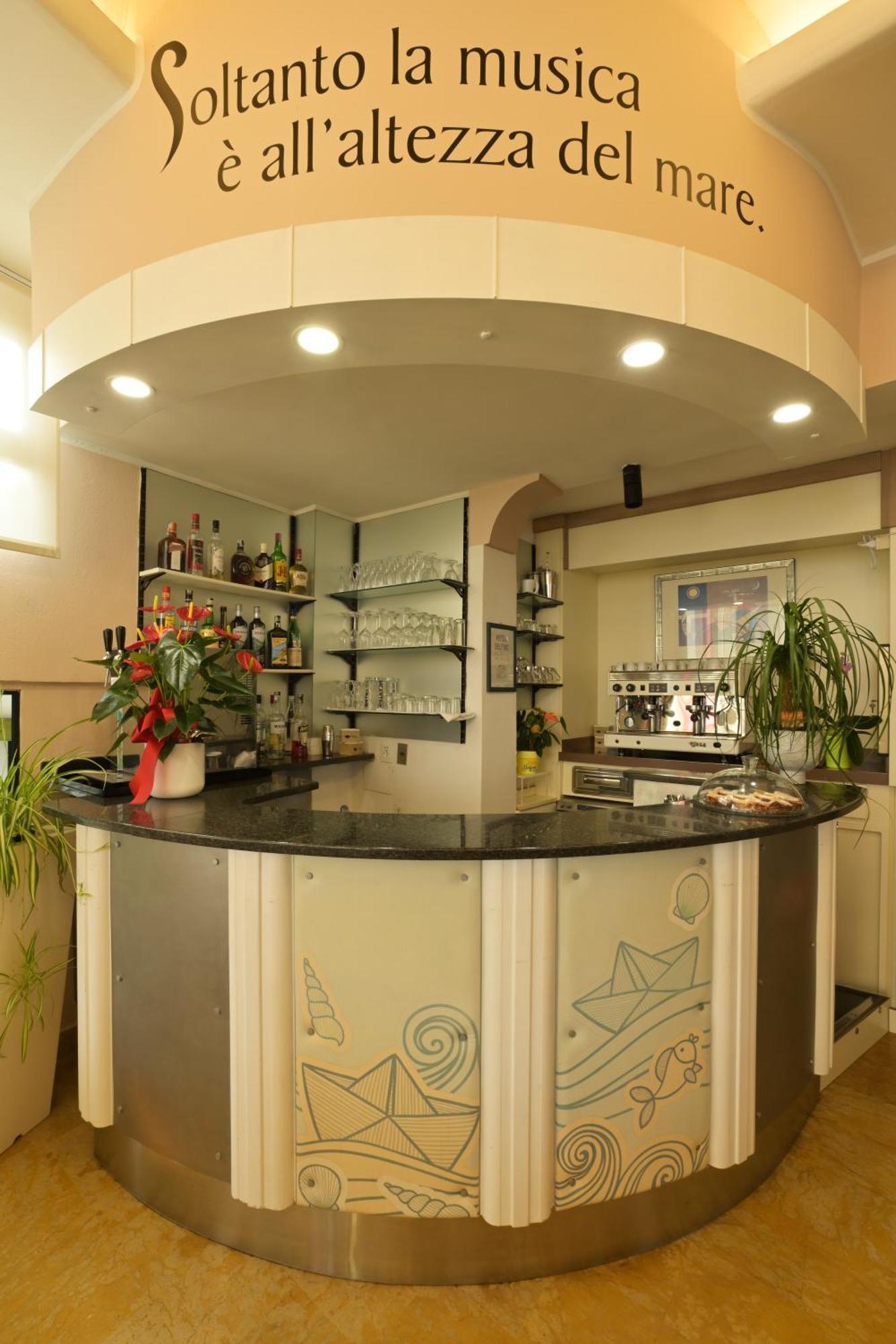 Hotel Delfino Laigueglia Kültér fotó