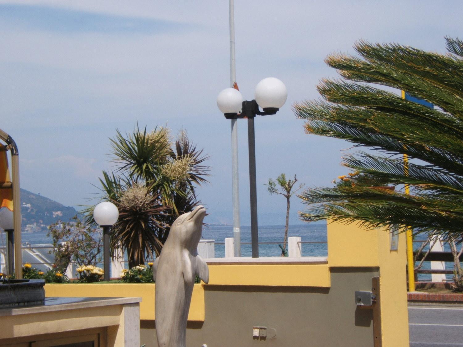 Hotel Delfino Laigueglia Kültér fotó