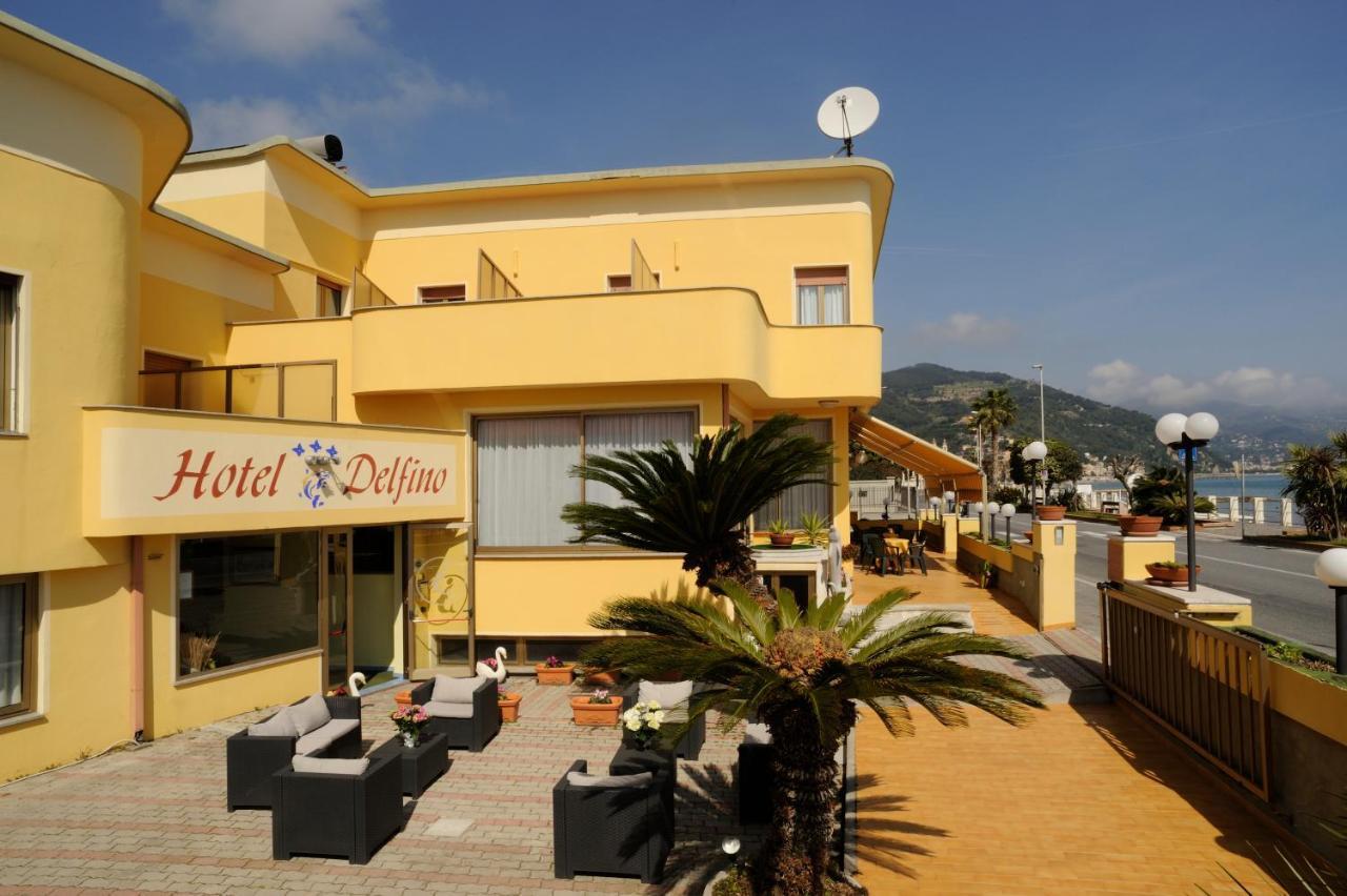 Hotel Delfino Laigueglia Kültér fotó